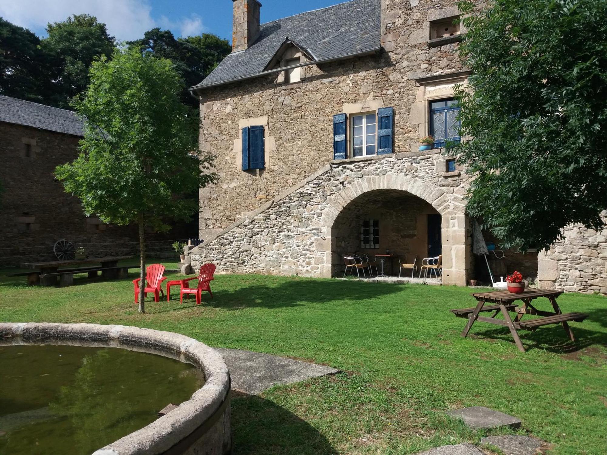Hotel Domaine D'Angel-Berg Vezins-de-Levezou Esterno foto